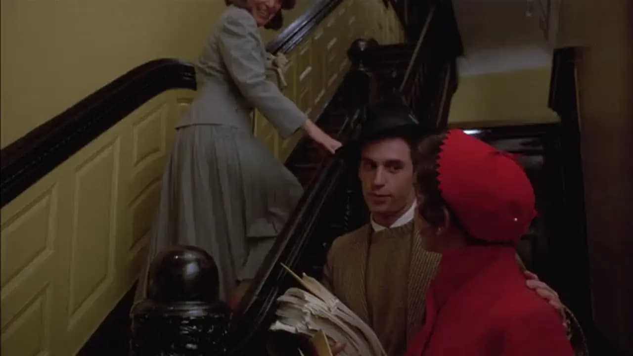 Чаринг Кросс Роуд, 84