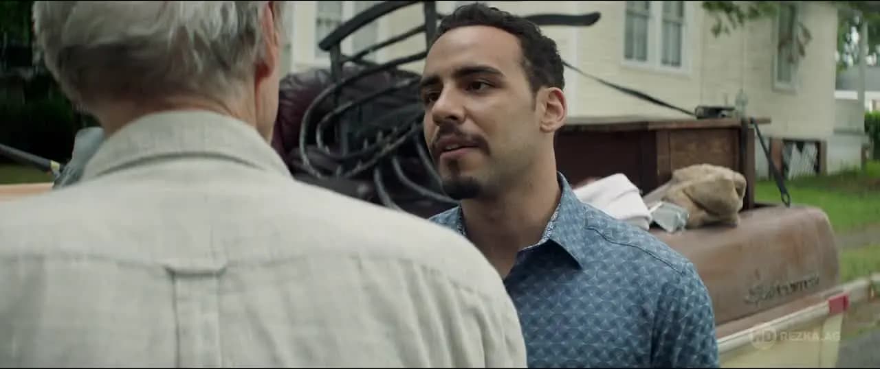 Наркокурьер