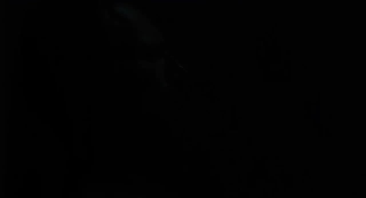Грохот сквозь тьму